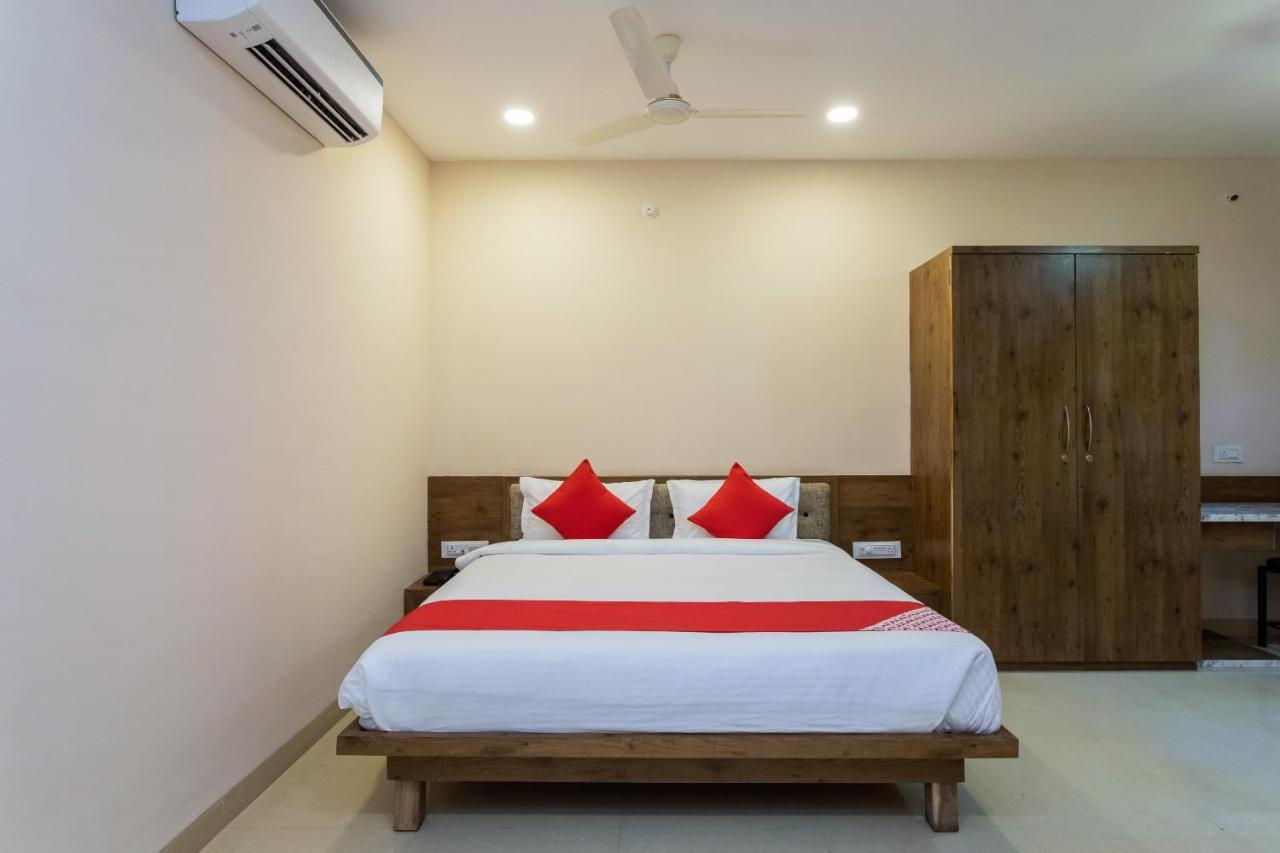 Oyo Hotel Badri Inn & Yatri Niwas Jabalpur Exterior photo